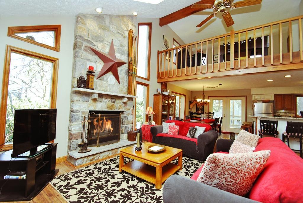 De Reunion Home Lake Harmony Exterior photo